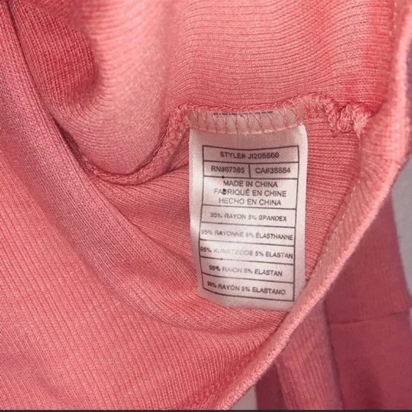 Jack BB Dakota Leia Rosetta pink bell sleeve top - Picture 7 of 8